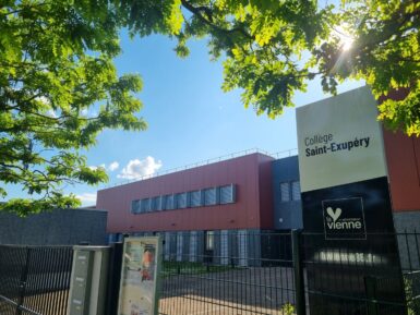 Vue extérieure du collège Saint Exupéry