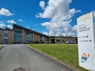 Vue extérieure de l'Ehpad Gérard Girault