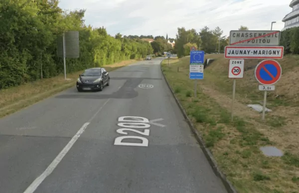 Route rd20d entre le giratoire de l'a10 et le lp2i